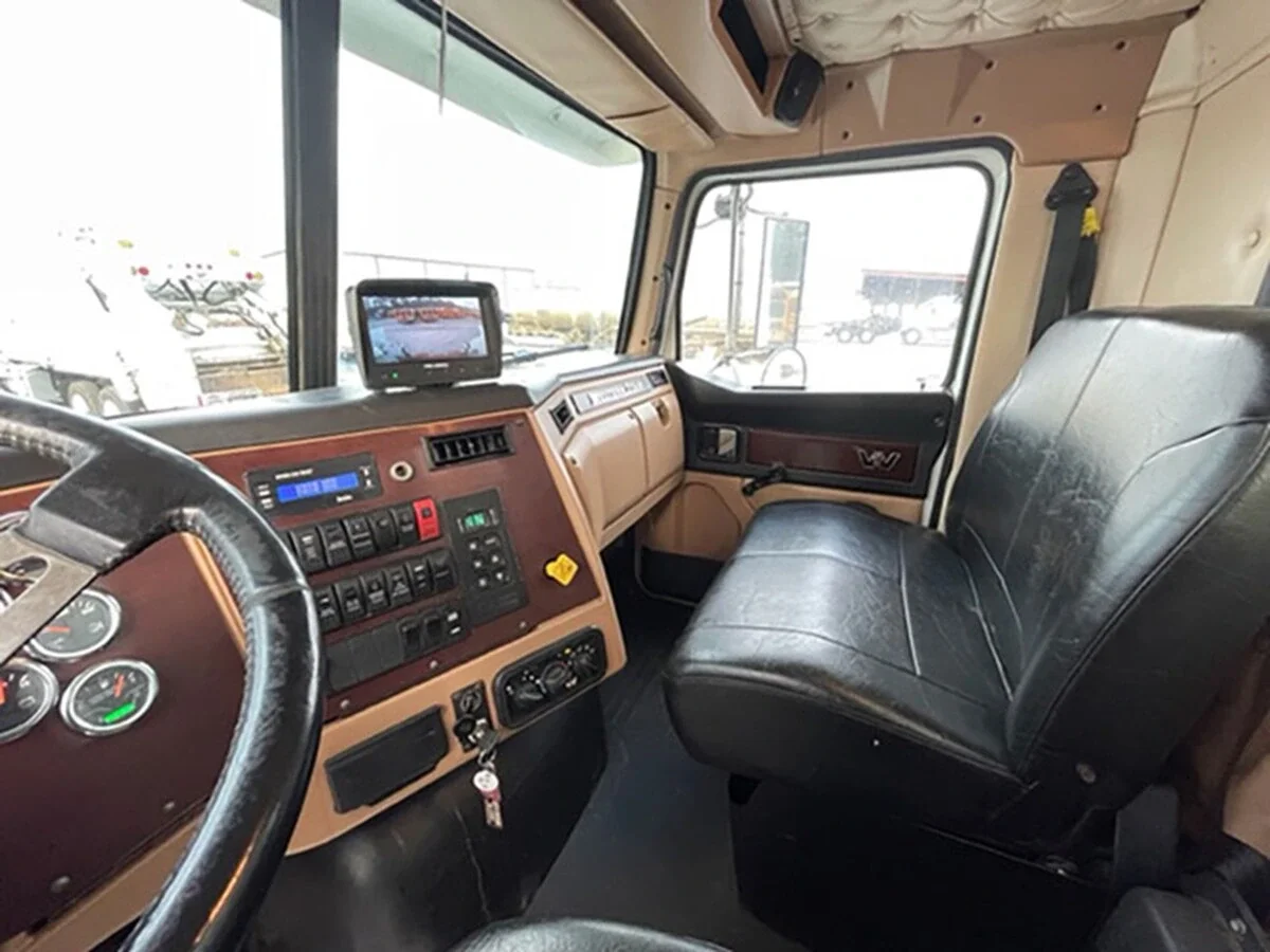 2020 Western Star 4700 - image 30