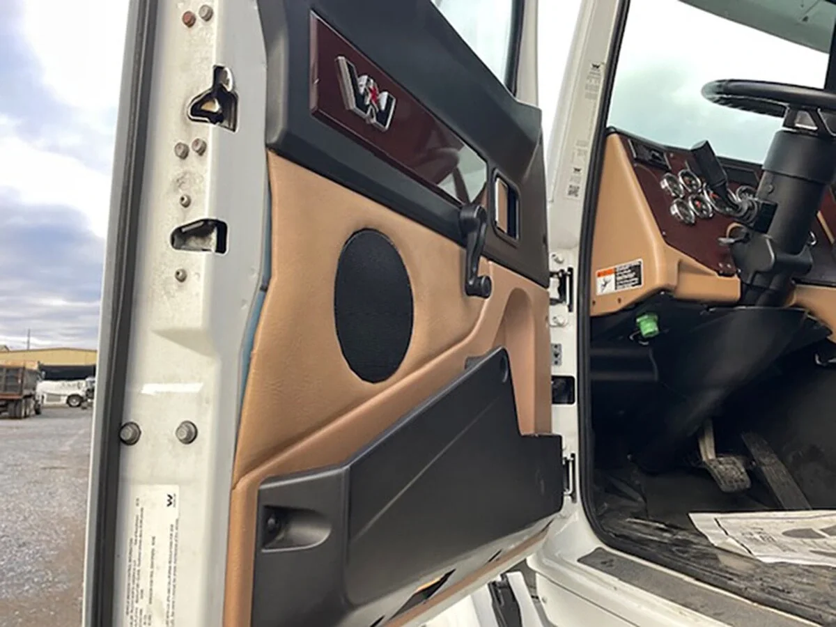 2020 Western Star 4700 - image 26