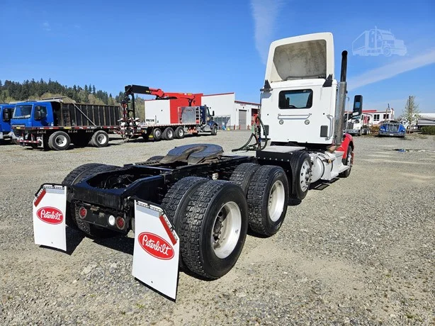 2021 Peterbilt 579 in MS — photo 5