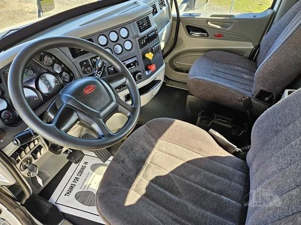2021 Peterbilt 579 in MS — photo 9