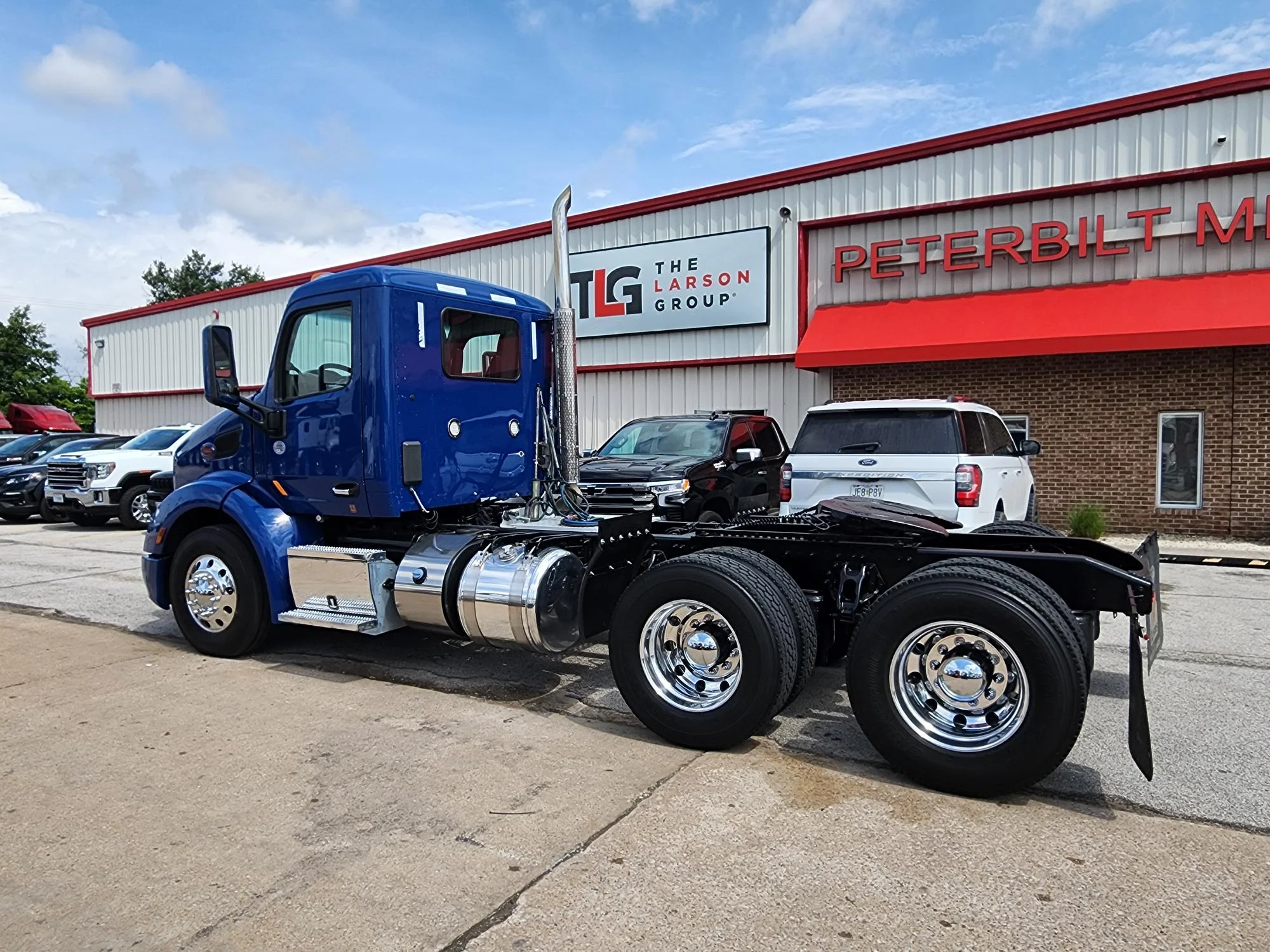 2021 Peterbilt 579 in O'fallon, MO — photo 2