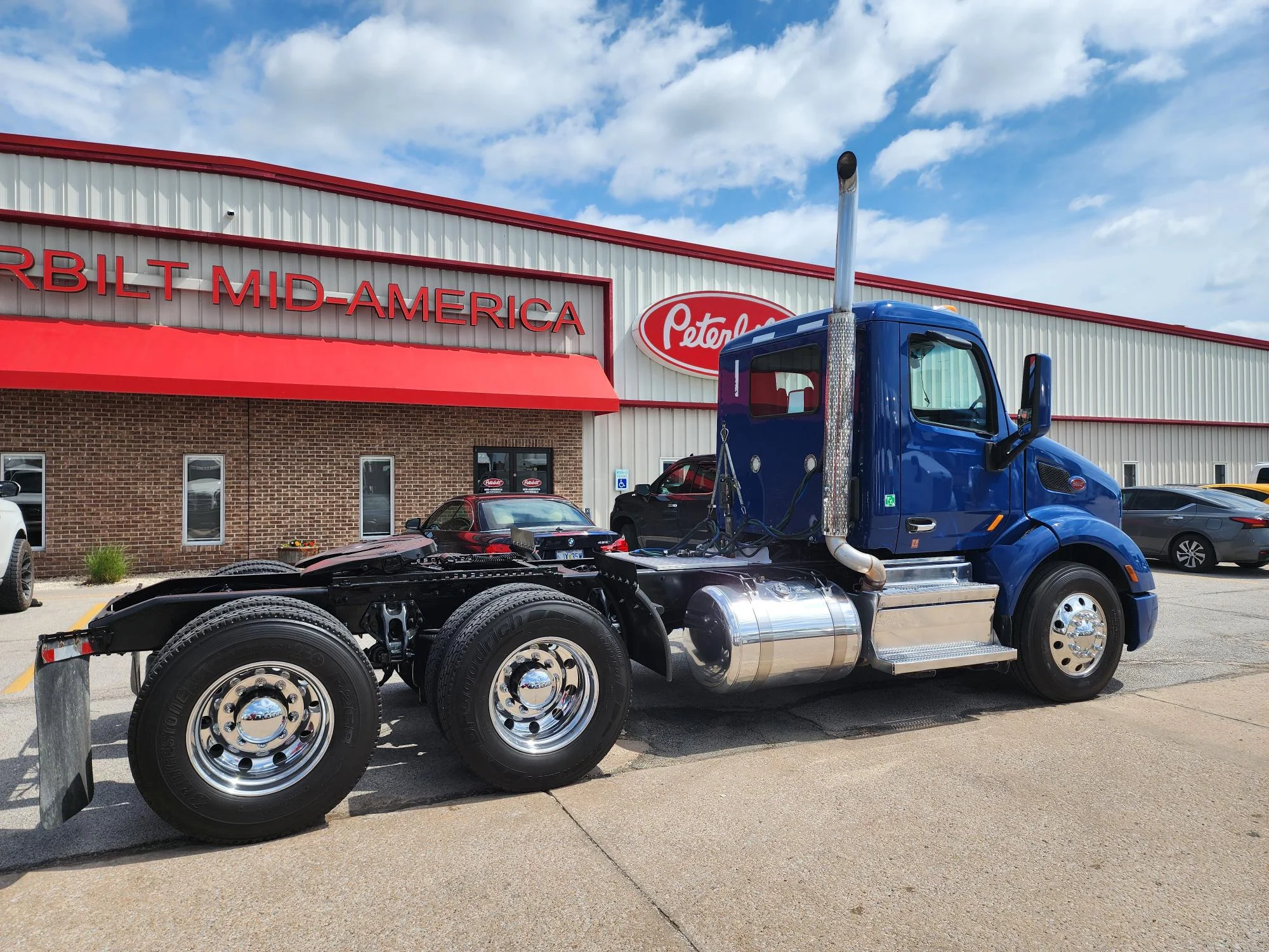 2021 Peterbilt 579 in O'fallon, MO — photo 4