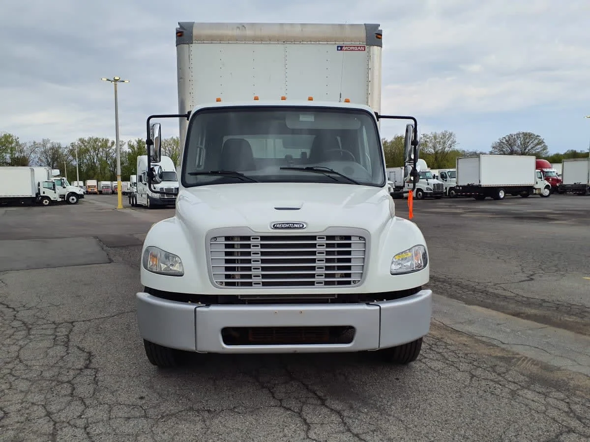 2019 Freightliner M2 106 in Syracuse, NY — photo 2