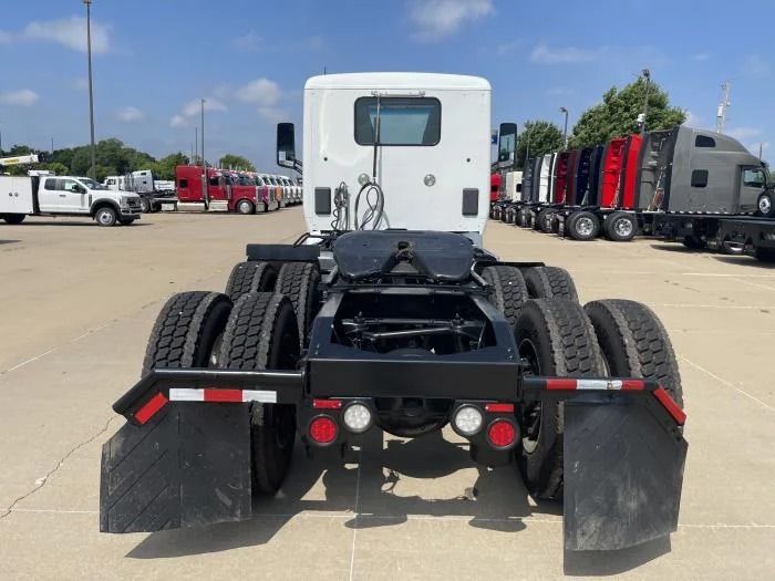 2021 Peterbilt 579 - image 11