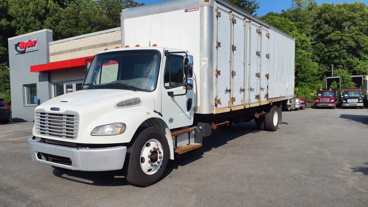 2019 Freightliner M2 106