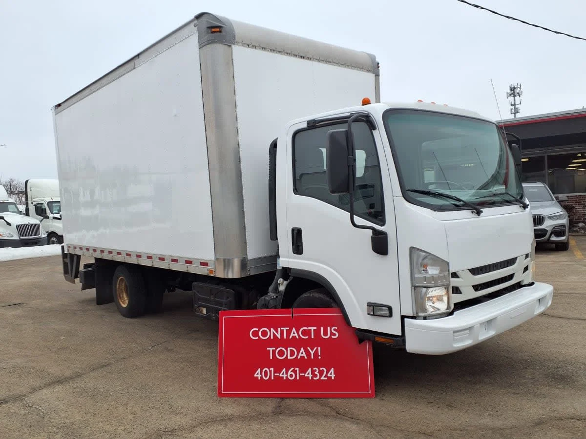 2018 Isuzu NPR - image 3