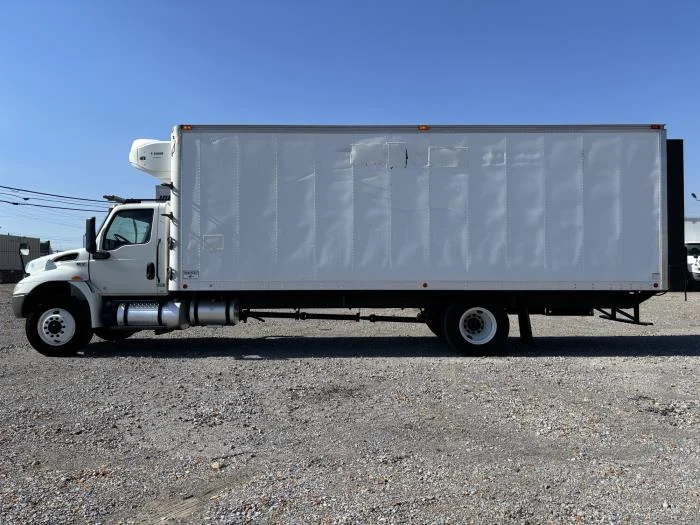 2020 International MV - image 6