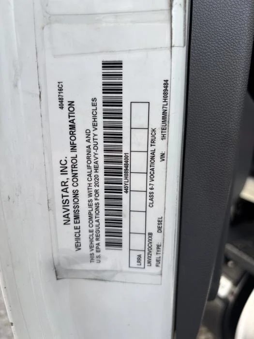 2020 International MV - image 2