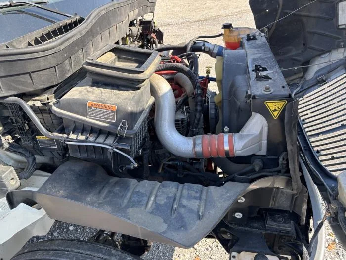 2020 International MV - image 15