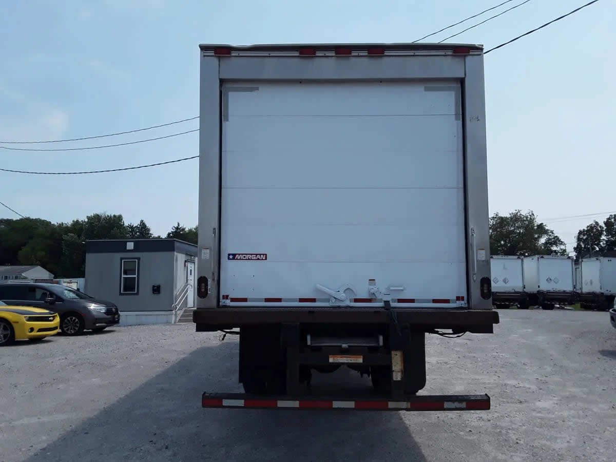 2019 Freightliner M2 106 in Pittsburgh, PA — photo 5