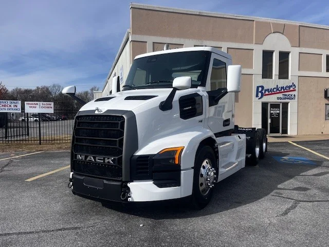 2026 Mack Pinnacle in Lowell, AR