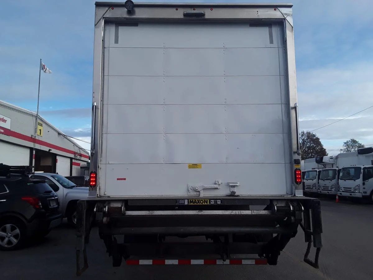 2020 Freightliner M2 106 - image 5