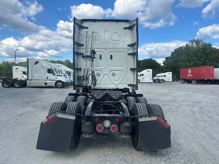 2021 Freightliner in Greensboro, NC — photo 6