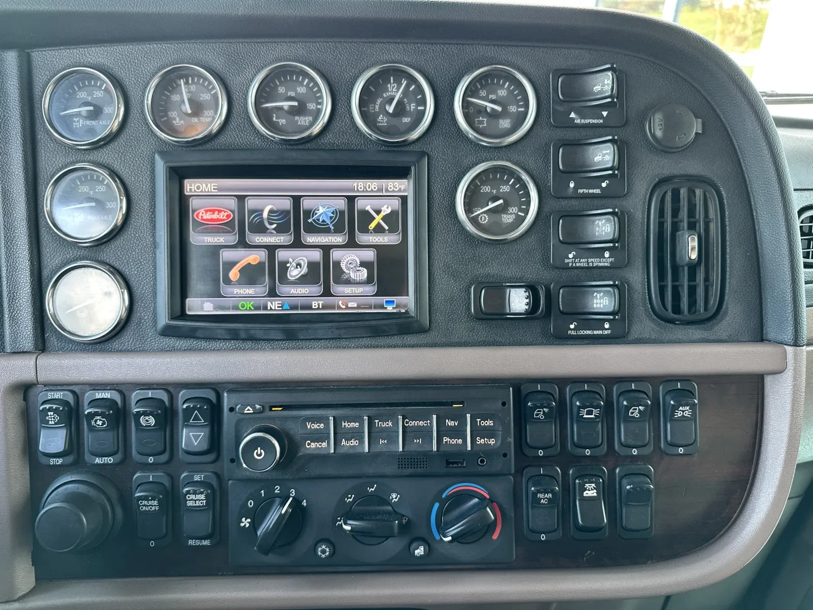 2012 Peterbilt 388 in Greer, SC — photo 18