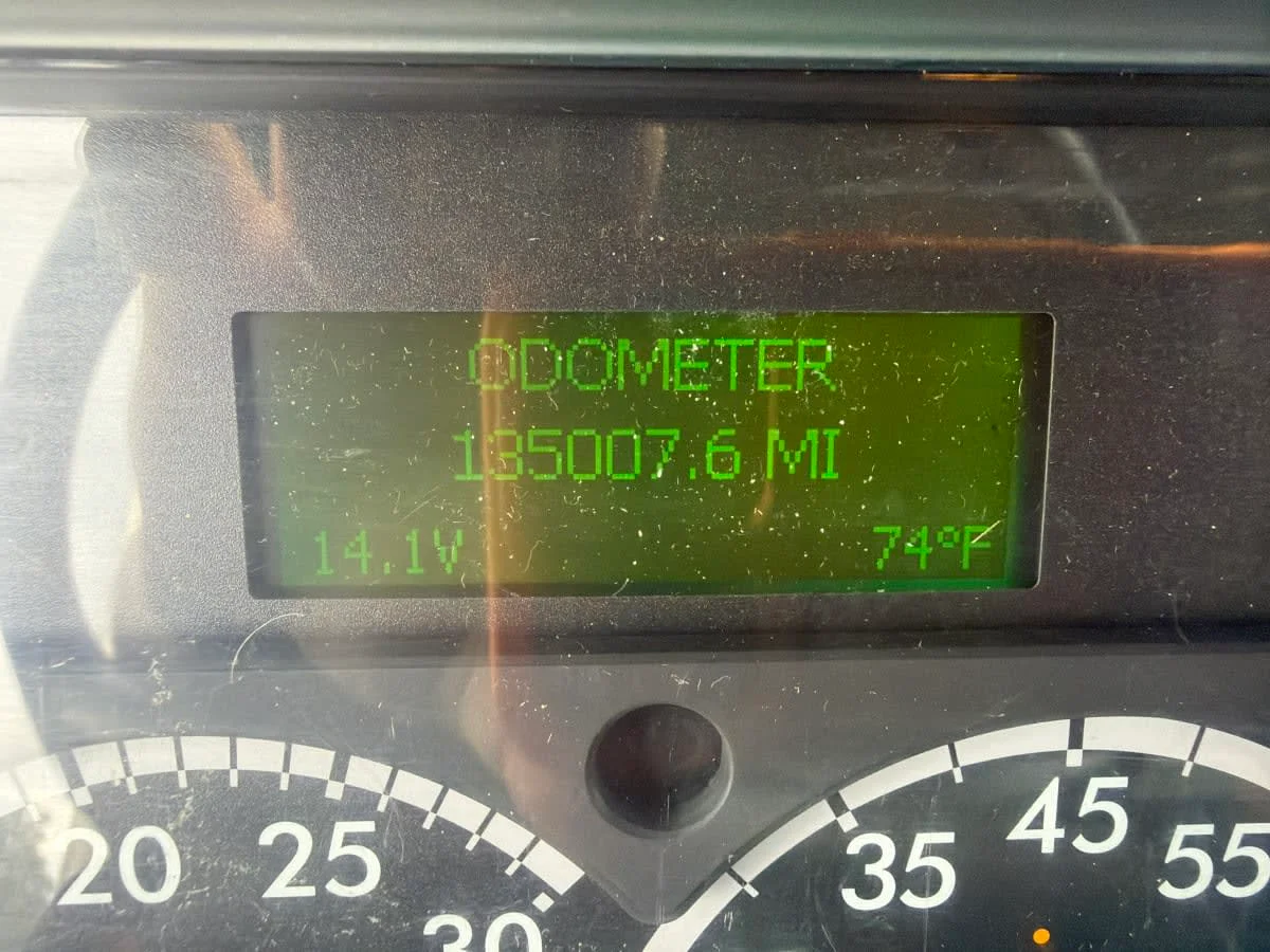 2017 Freightliner M2 106 in Syracuse, NY — photo 12