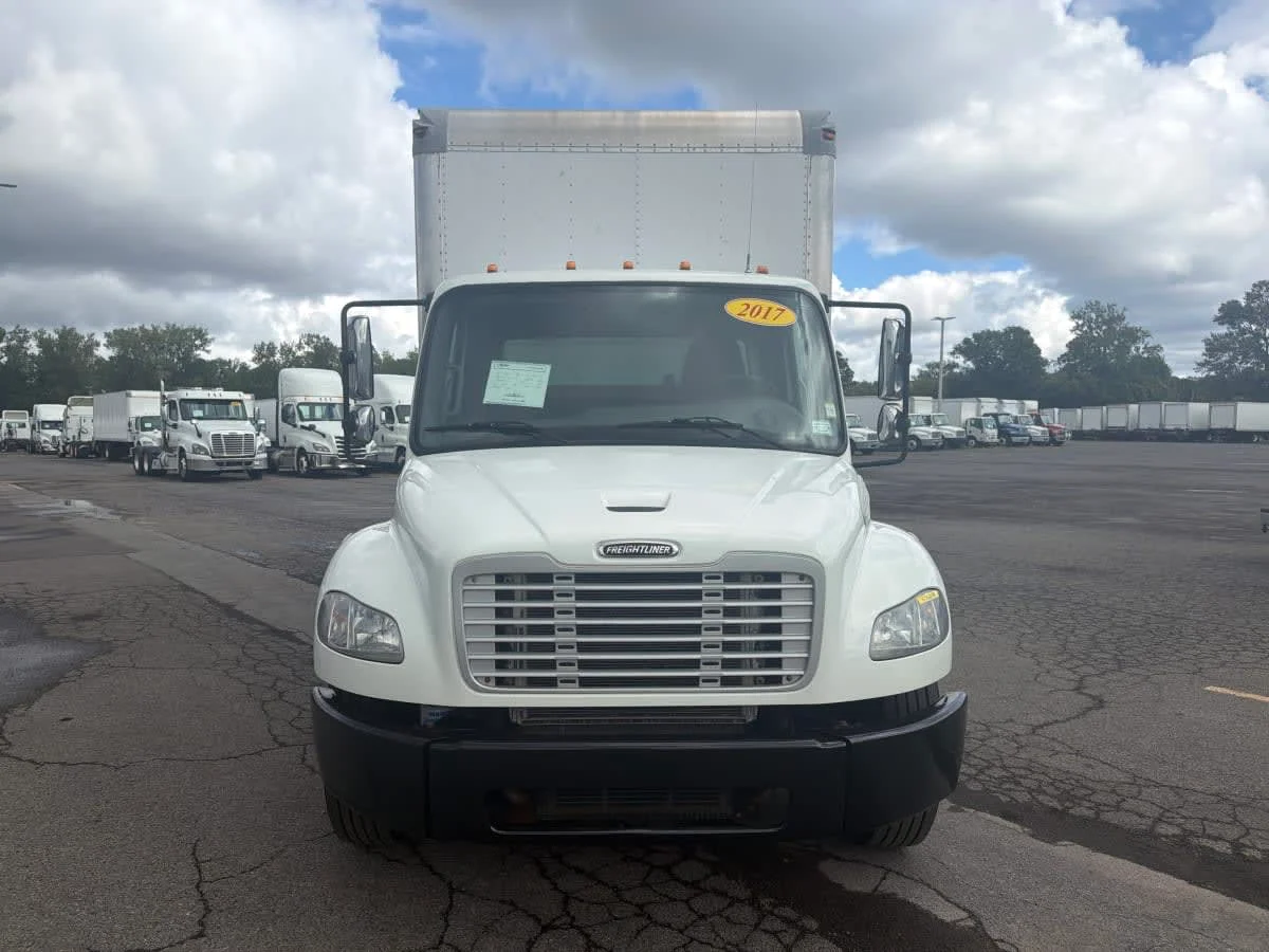 2017 Freightliner M2 106 in Syracuse, NY — photo 2