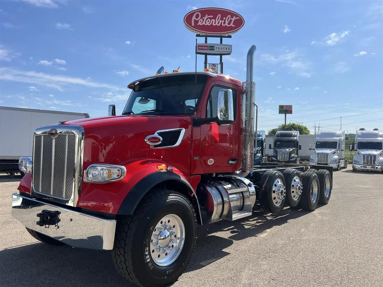 2027 Peterbilt 567 in South St. Paul, MN — photo 12