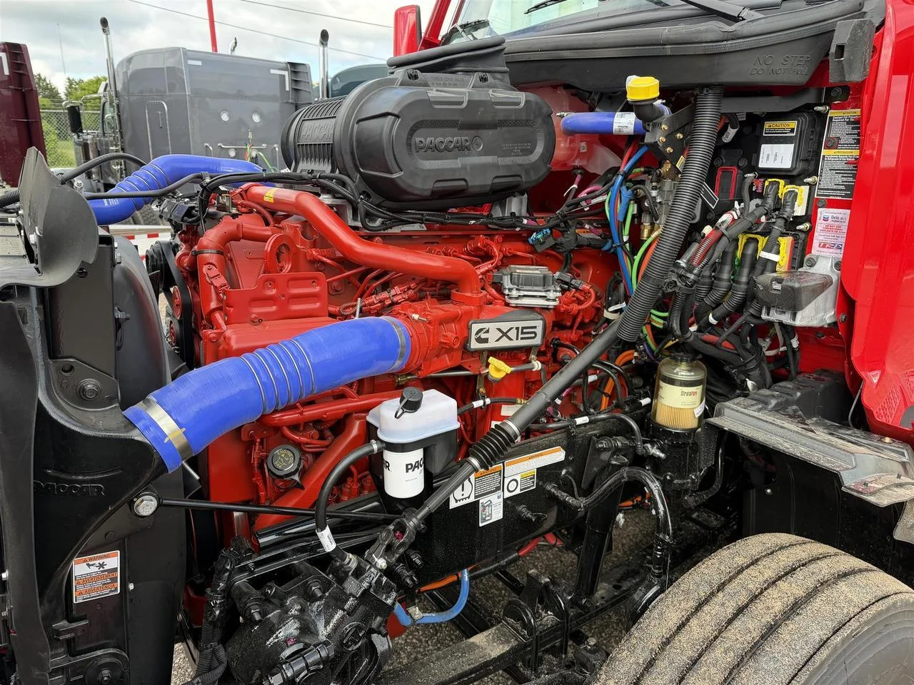 2027 Peterbilt 579 in Eau Claire, WI — photo 5