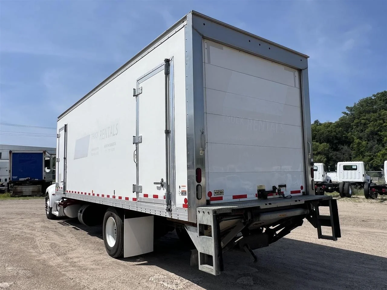 2022 Peterbilt 337 - image 4