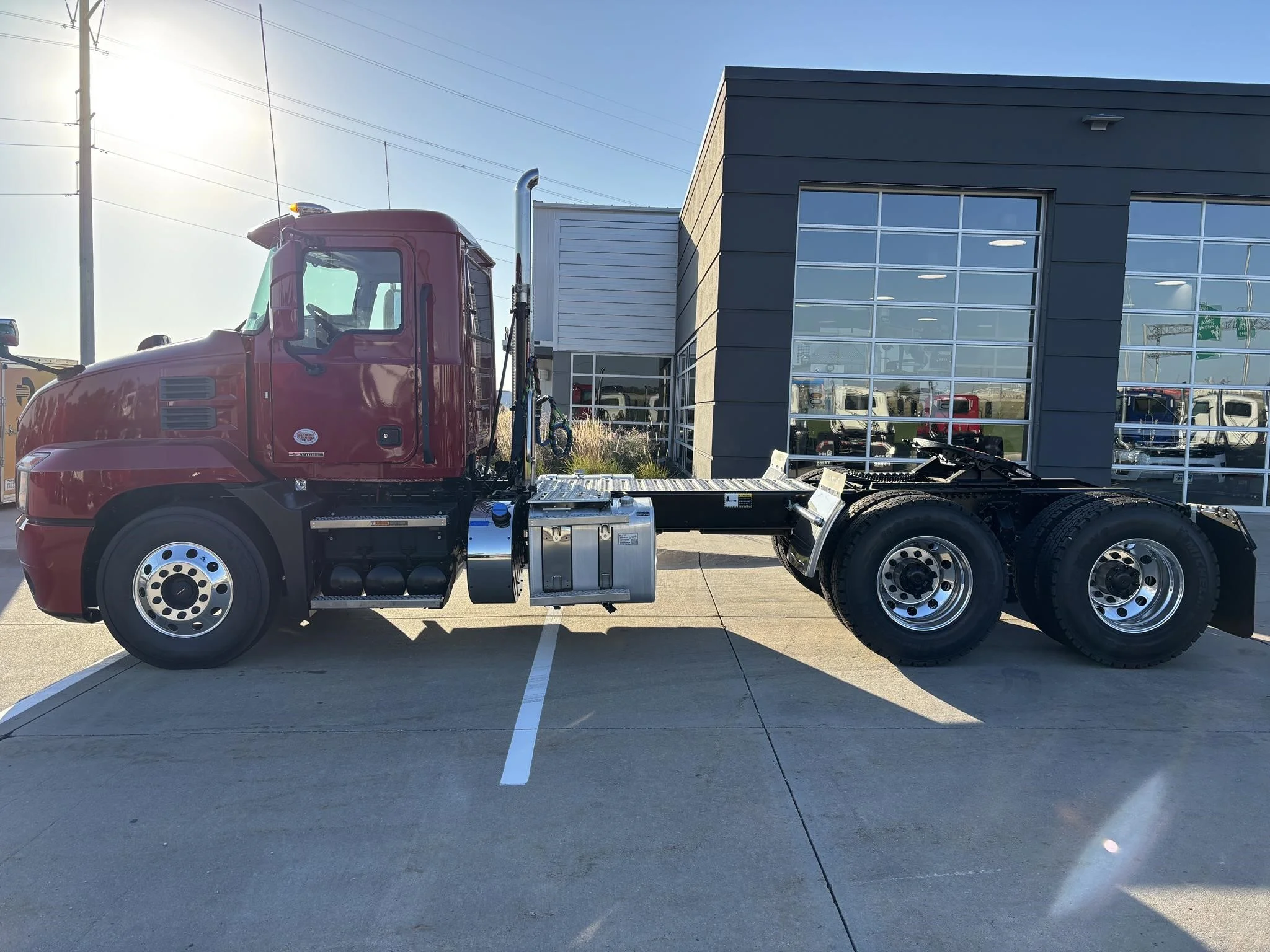 2026 Mack Anthem - image 2