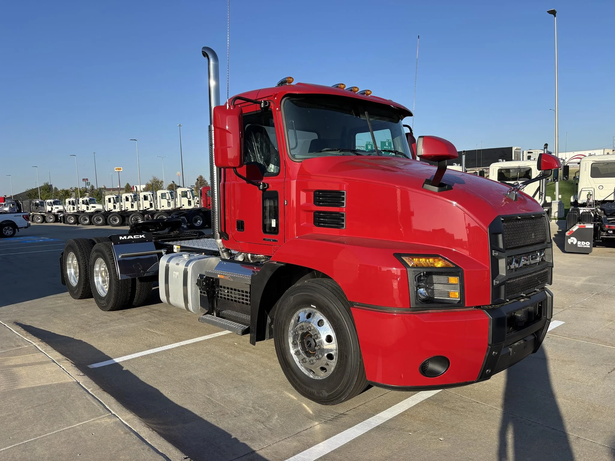 2026 Mack Anthem - image 6