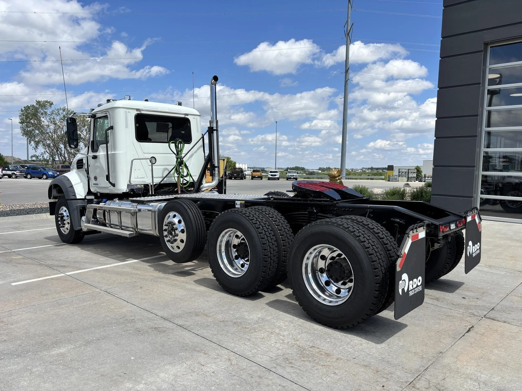 2027 Mack — photo 3
