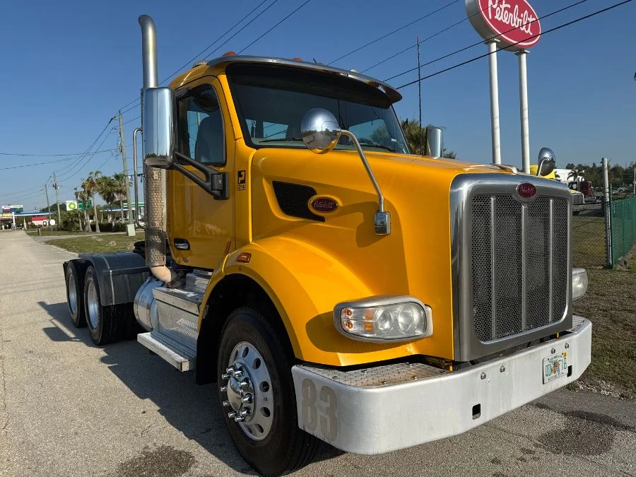 2020 Peterbilt 567 in Fort Myers, FL — photo 6