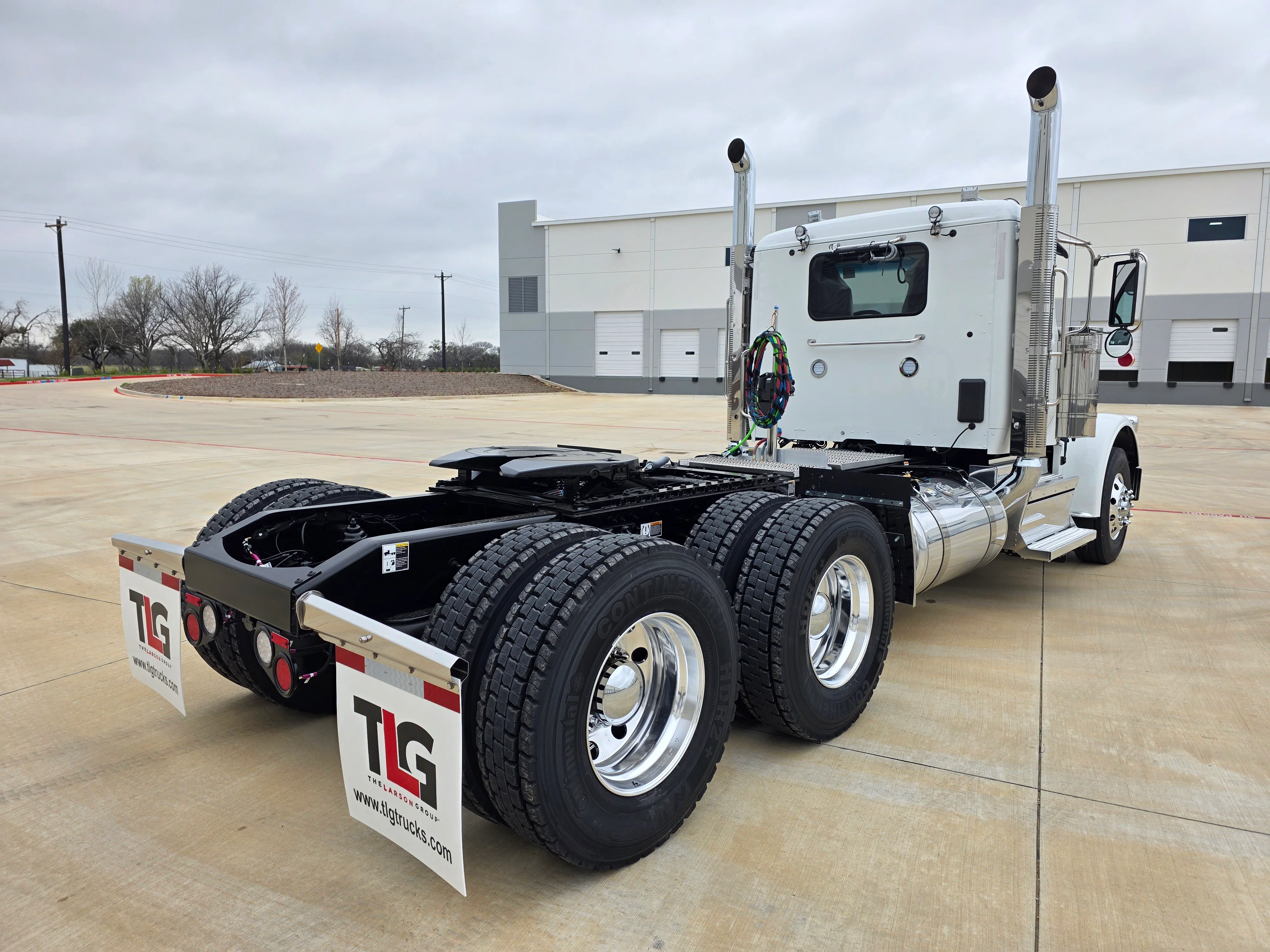 2027 Peterbilt 589 in O'fallon, MO — photo 5