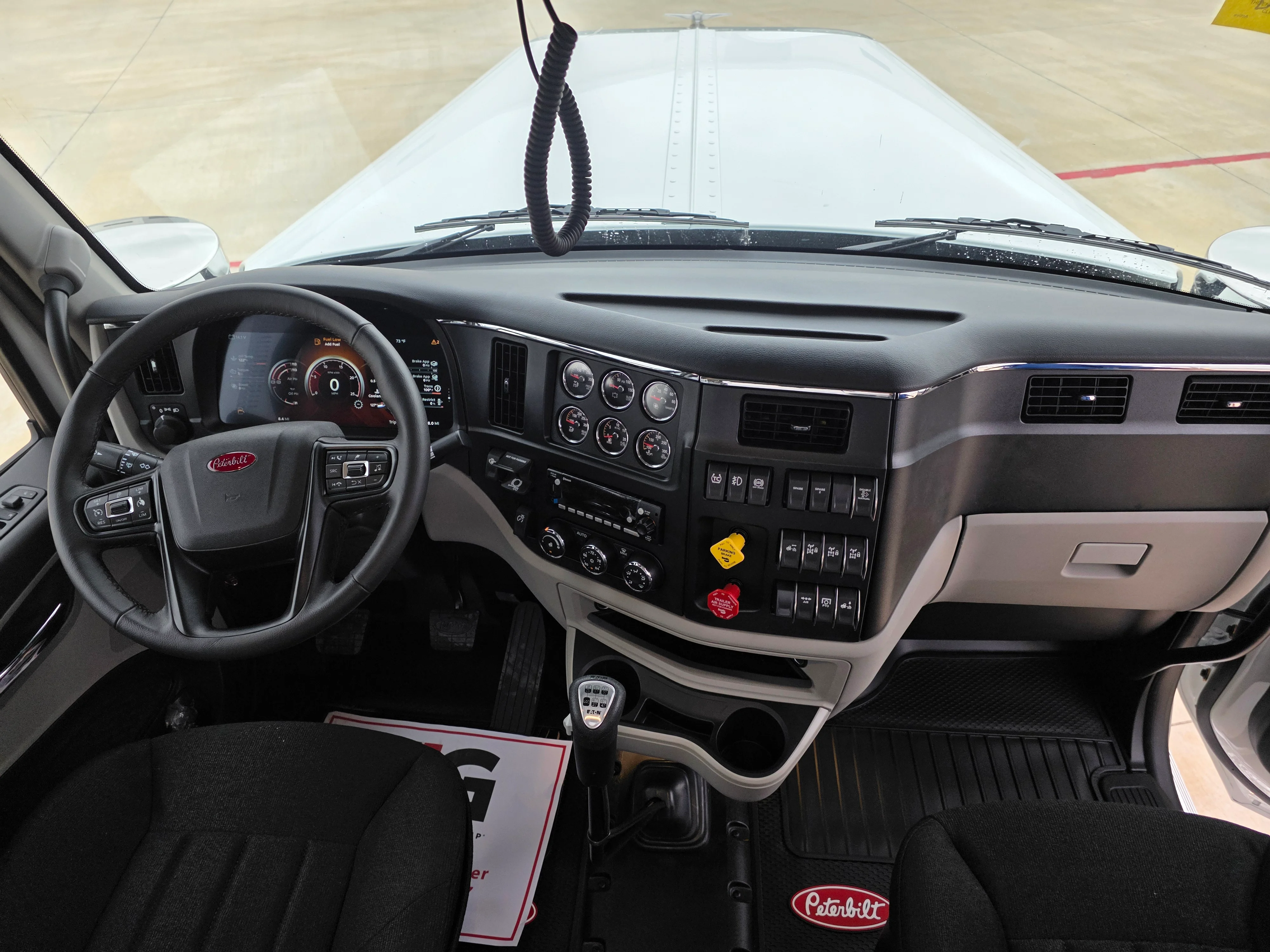 2027 Peterbilt 589 in O'fallon, MO — photo 10