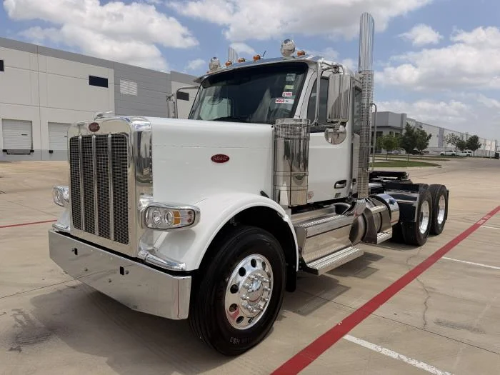 2027 Peterbilt 589 — photo 2
