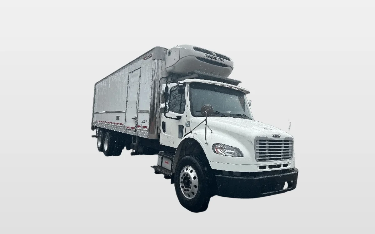 2020 Freightliner M2 106 - image 1
