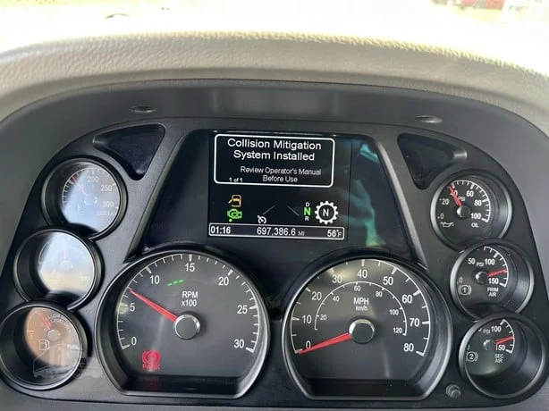 2021 Peterbilt 579 in Boise, ID — photo 9