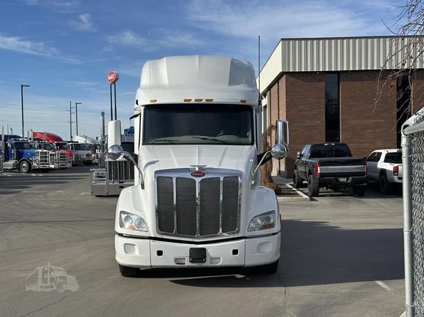 2021 Peterbilt 579 in Boise, ID — photo 8