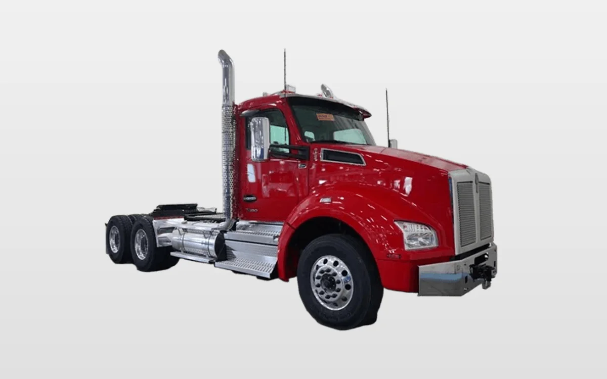 2027 Kenworth T880 - image 1