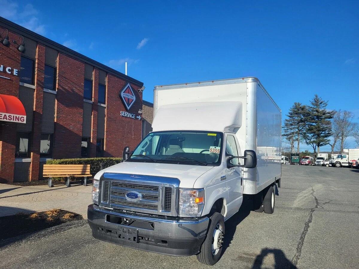 2025 Ford E-Series in Foxboro, MA — photo 3