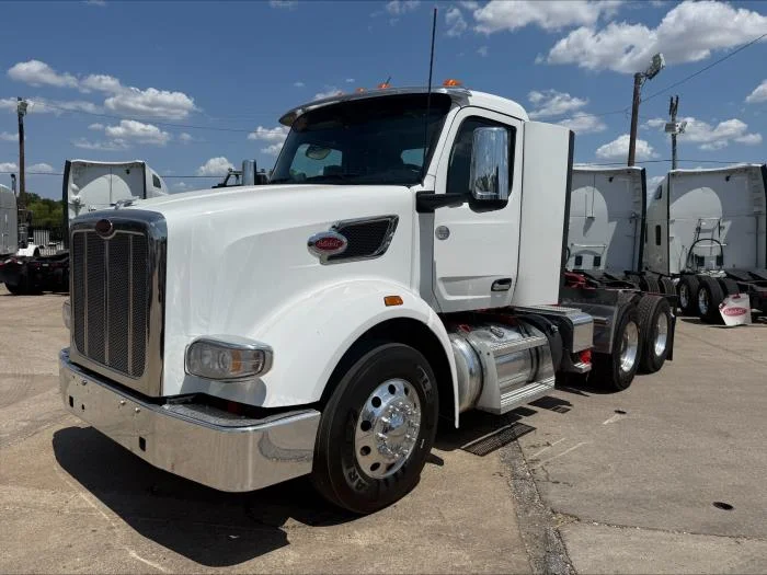 2024 Peterbilt 567 — photo 2