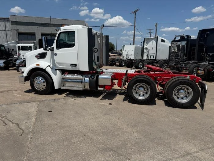 2024 Peterbilt 567 — photo 32