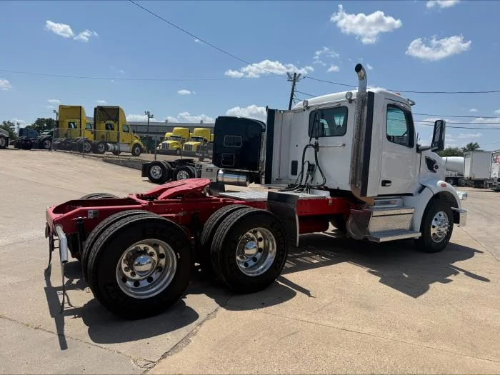 2024 Peterbilt 567 — photo 36