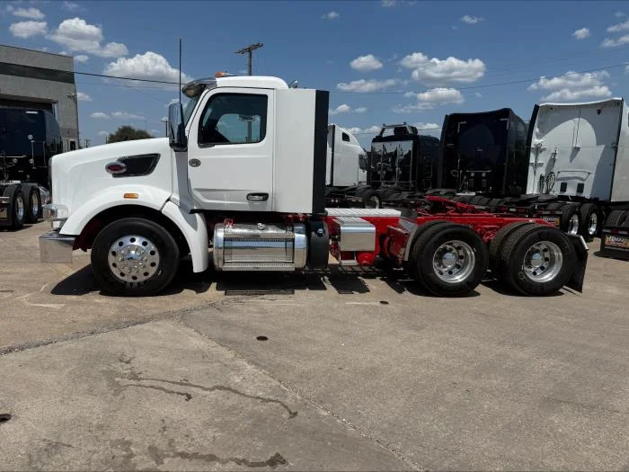 2024 Peterbilt 567 — photo 41