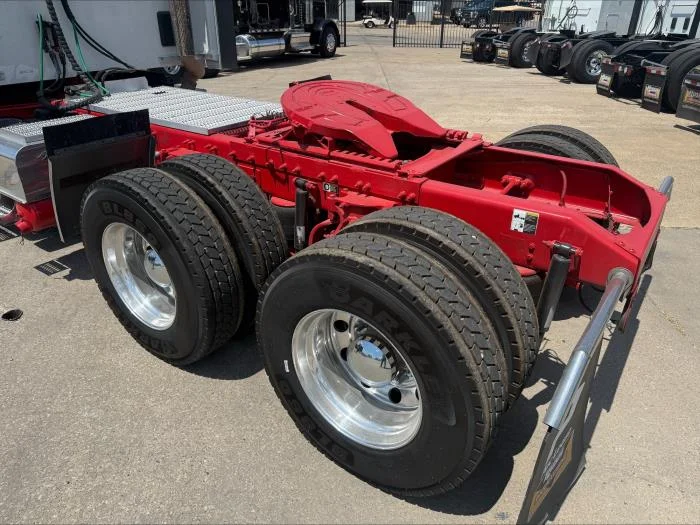 2024 Peterbilt 567 — photo 35