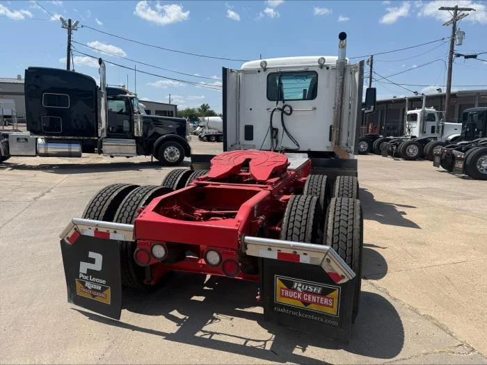 2024 Peterbilt 567 — photo 10