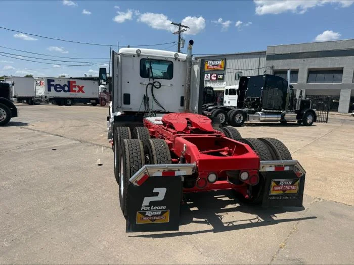 2024 Peterbilt 567 — photo 18