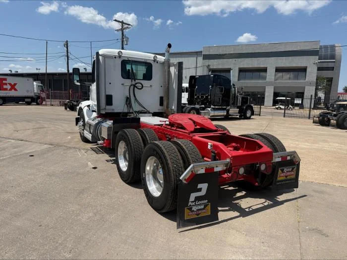 2024 Peterbilt 567 — photo 8