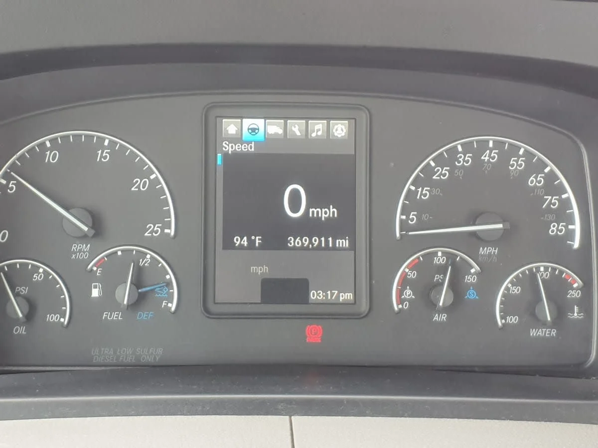 2020 Freightliner Cascadia in Wayland, MI — photo 9