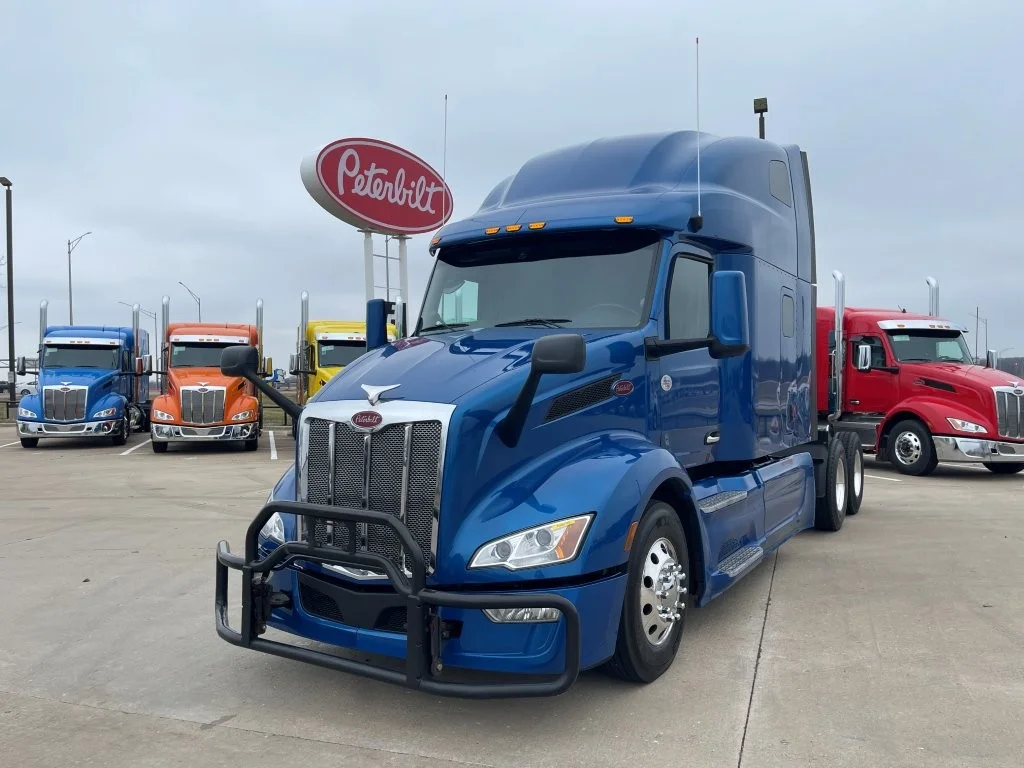 2023 Peterbilt 579 in Hattiesburg, MS