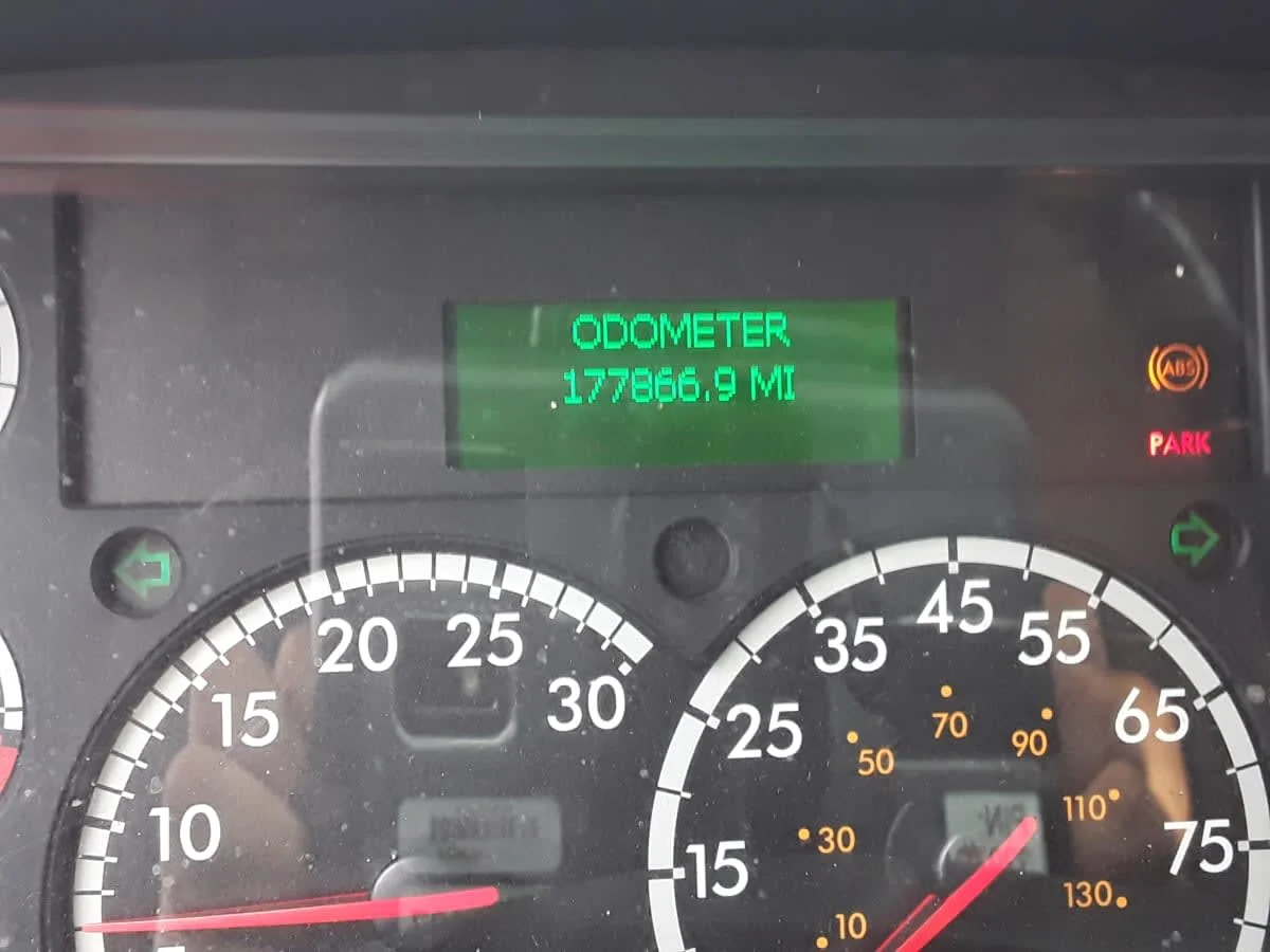 2016 Freightliner M2 106 - image 12