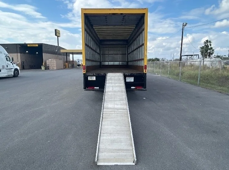 2021 International MV - image 9