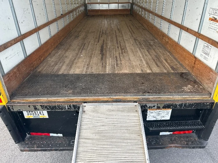 2021 International MV - image 10