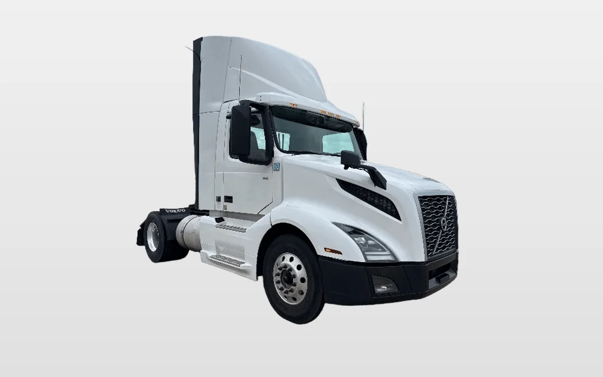 2019 Volvo - image 1