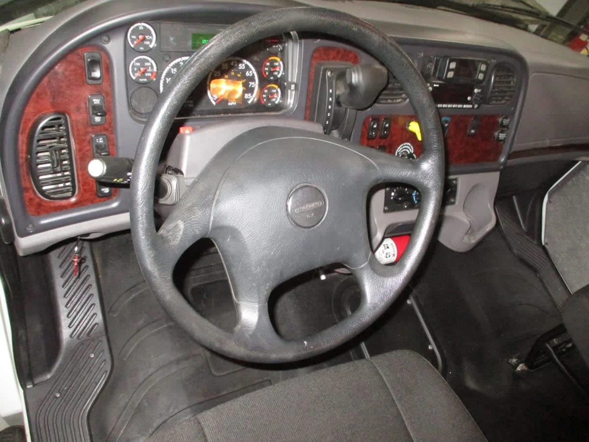 2022 Freightliner M2 106 in Commerce City, CO — photo 7